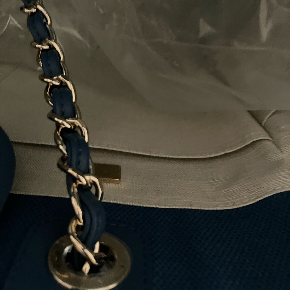 Chanel shopper tote NIB - Picture 3 of 10